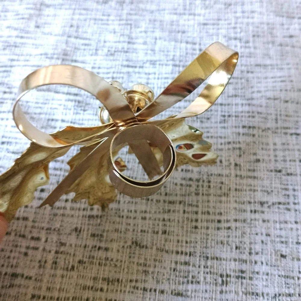 N/A vintage gold
